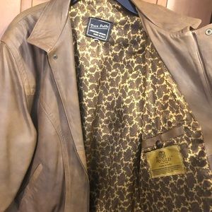 70s designer Vera Pelle leather jacket